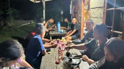 Satgas TMMD Kodim 0210/TU Berbaur Bersama Warga Bersantai dan Bercengkrama Penuh Keakraban 