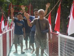 Jembatan Gantung di Desa Hou Rampung, Perkuat Akses Warga Nias Lewat Program Bakti TNI AD Untuk Rakyat