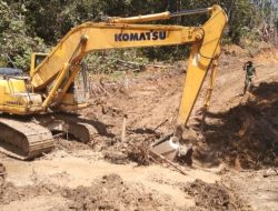 Semangat Satgas TMMD ke 129 Kodim 0210/TU Terus Kebut Pembukaan Jalan Baru Untuk Masyarakat 