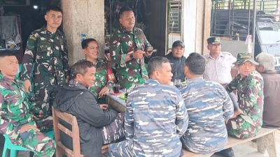Ngopi Bareng di Pagi Hari Satgas TMMD ke 129 Kodim 0210/TU bersama Kepala Desa Huagong dan Warga