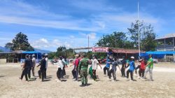 Sambut HUT RI ke 81, Babinsa Koramil 15/Habinsaran Latih Paskibraka Tingkat Kecamatan Habinsaran