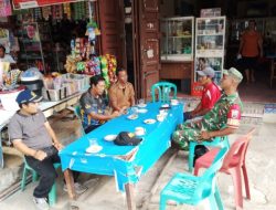 Babinsa Koptu A Lumbantoruan Kompak Jalin Komunikasi dengan Warga Desa Sidulang