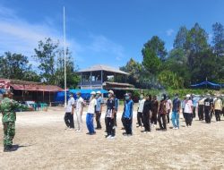 Sambut HUT RI ke 81, Babinsa Latih Paskibraka Tingkat Kecamatan Habinsaran 