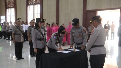Regenerasi Kepemimpinan, Kapolres Simalungun Pimpin Sertijab Empat Jabatan Strategis di Aula Tathya Dharaka