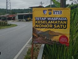 Satlantas Polres Toba Pasang Rambu Di Titik Jalur Rawan, Tekan Resiko Kecelakaan 
