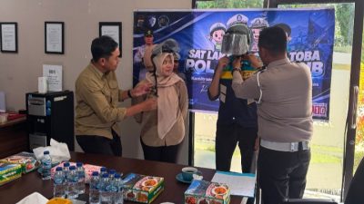 Satlantas Polres Toba Beri Edukasi dan Sosialisasi Tertib Berlalulintas Kepada Karyawan Perum Jasa Tirta I Kabupaten Toba 