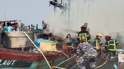 Api Melalap KM Cendrawasih Laut di Gabion, Posal Medan Labuhan Kodaeral I Sigap Jaga Keselamatan 