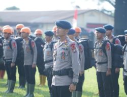 Brimob Sumut Bergerak ke Karo, 100 Personel Siap Temani Warga di Tengah Erupsi Gunung Sinabung