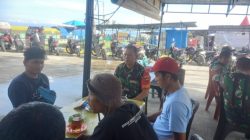 Komsos di Warung Kopi, Babinsa Bincang Santai Bersama Warga