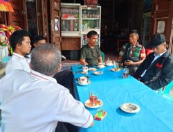 Babinsa Ciptakan Kedekatan Bersama Warga Lewat Komsos 
