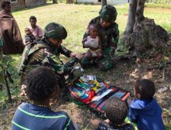 Satgas Pamtas Kewilayahan RI-PNG Yonif 645/Gty Pos Napua Laksanakan Kegiatan Pelayanan Kesehatan di Distrik Napua