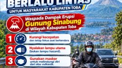 Satlantas Polres Toba Berikan Himbauan Keselamatan Berlalulintas Waspada Sebaran Abu Vulkanik Gunung Sinabung di Kabupaten Toba 