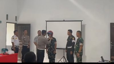 Polantas Karib Polres Toba Sosialisasi Safety Riding Kepada Personel Kompi Senapan 125 Si’mbisa