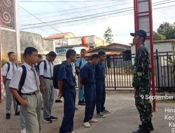 Babinsa Sertu Royeskana Berikan Pembinaan Karakter dan Motivasi kepada Siswa SMKN 1 Balige