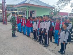 Babinsa Koramil 17/Balige Berikan Pembinaan dan Ajak Siswa SMKN 1 Balige Untuk Jauhi Narkoba