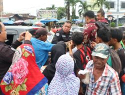 Jumat Berkah, Bid Humas Polda Sumut Berbagi Kasih dengan Sopir, Pengemudi Becak Motor dan Ojol