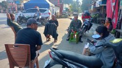 Babinsa Jalin Hubungan Yang Baik Bersama Warga Lewat Komsos