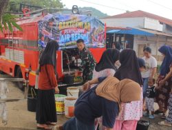 Kodim 0212/Tapsel Melaksanakan Bhakti TNI AD Penyaluran Air Bersih  –