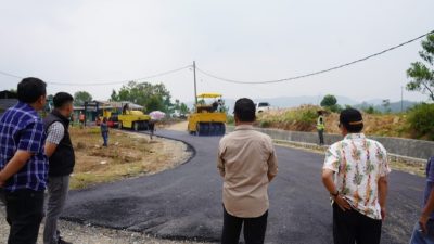 Wabup Toba Tinjau Rekonstruksi Jalan Soposurung–Hinalang dan Sibodiala–Gurgur