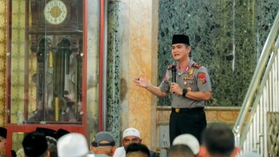 Sholat Jumat di Masjid Raya Al-Mashun, Kapolda Sumut Ajak Masyarakat Perangi Narkoba dan Jaga Kamtibmas