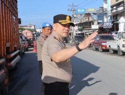 Kapolres Humbahas Turun Langsung Gatur Lalu Lintas di Pagi Hari 