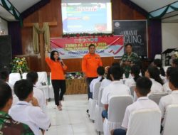 TMMD ke-130 Kodim 0319/Mentawai Berikan Penyuluhan Penanggulangan Bencana kepada Pelajar SMP Kristen Cahaya Bangsa