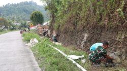 Semangat Gotong Royong, Satgas TMMD ke-130 Bersama Warga Kejar Pengerjaan Pipanisasi di Dusun Pogari