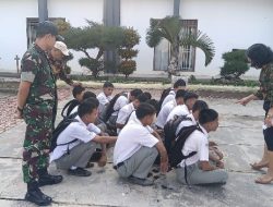 Babinsa Bersama Guru Berikan Pembinaan kepada Siswa SMKN 1 Balige