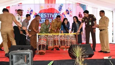 Bupati Toba Buka Festival Literasi Kabupaten Toba Tahun 2026, Literasi Hidup Generasi Kreatif!