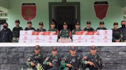 Gagalkan Penyelundupan Miras, Satgas Pamtas Yonarmed 13/Nanggala Amankan 20 Dus Miras asal Malaysia