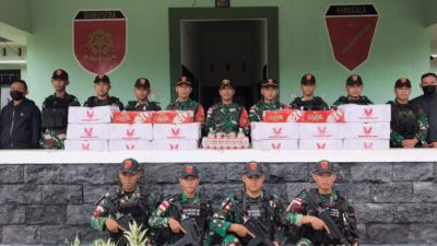Gagalkan Penyelundupan Miras, Satgas Pamtas Yonarmed 13/Nanggala Amankan 20 Dus Miras asal Malaysia